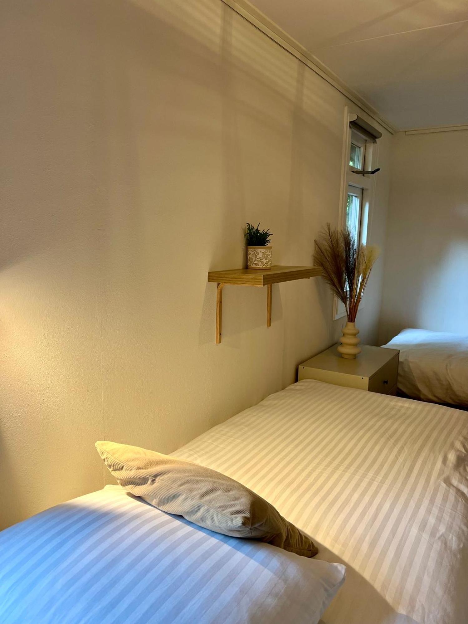 Luxe Boshuisje Met Prive Wellness & Jacuzzi Op De Veluwe Ermelo Bagian luar foto