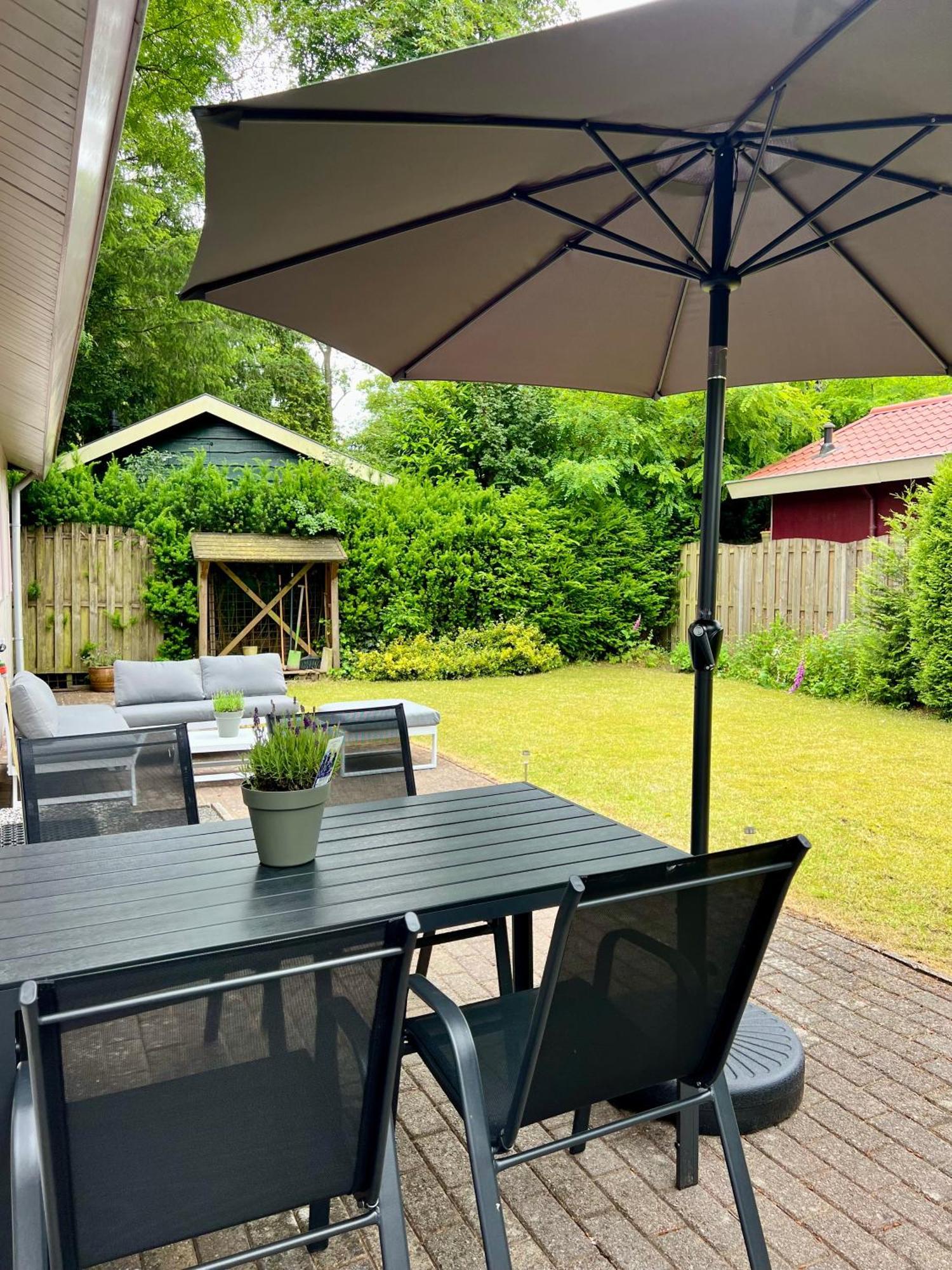 Luxe Boshuisje Met Prive Wellness & Jacuzzi Op De Veluwe Ermelo Bagian luar foto